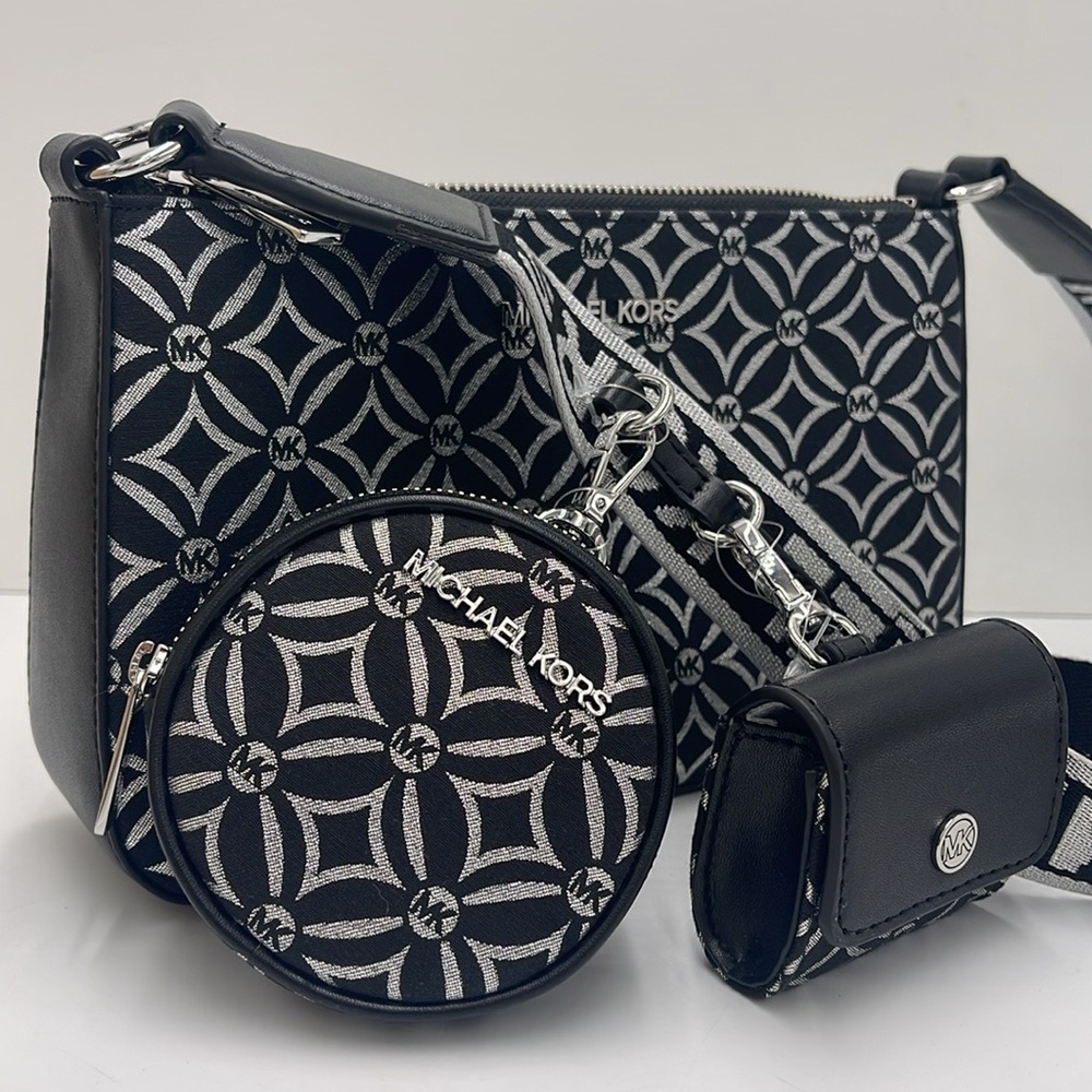 MICHAEL KORS Jet Set Travel Small Logo Jacquard Crossbody With Tech Attach